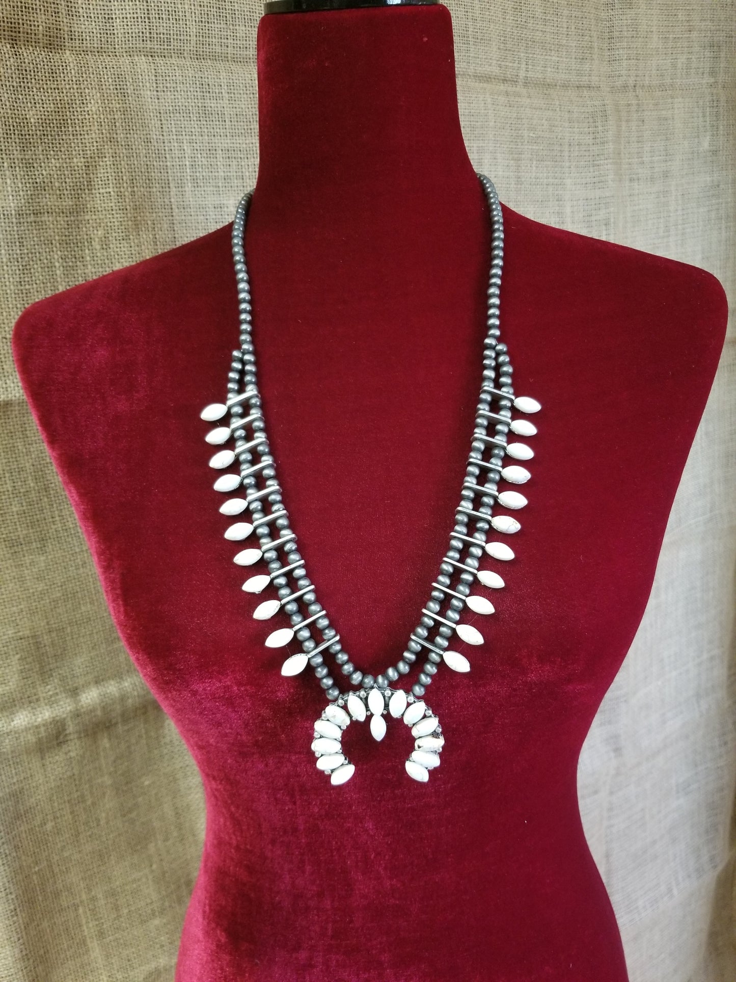 FULL SQUASH BLOSSOM WHITE TURQUOISE STONE NECKLACE. NATURAL STONE.  (036)